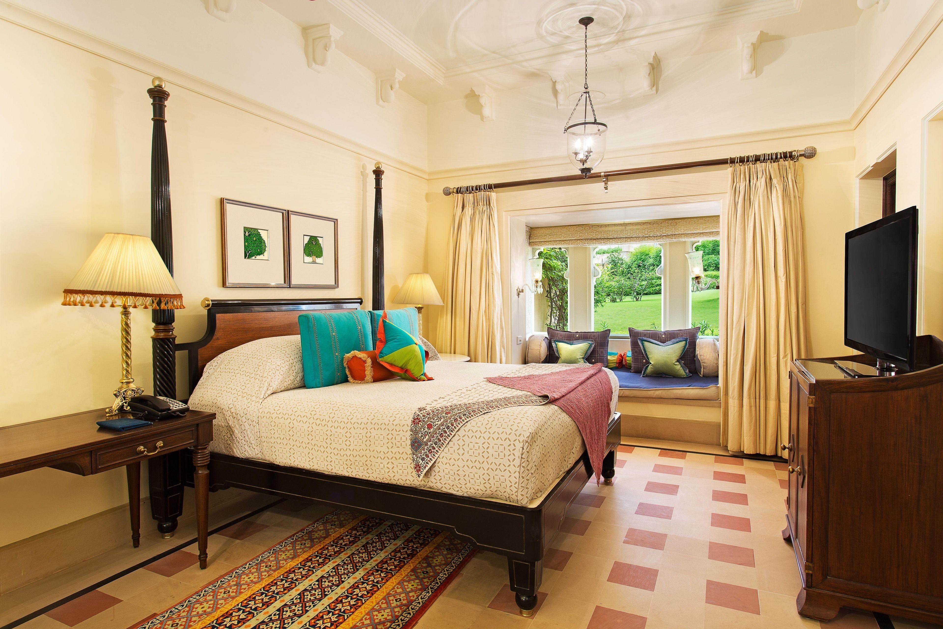 Premier Twin Room with Pool View